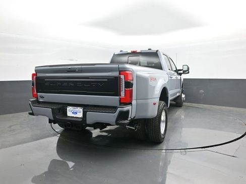 New 2026 Ford F350 Platinum w/ FX4 Off-Road Package AWD/4WD image 7