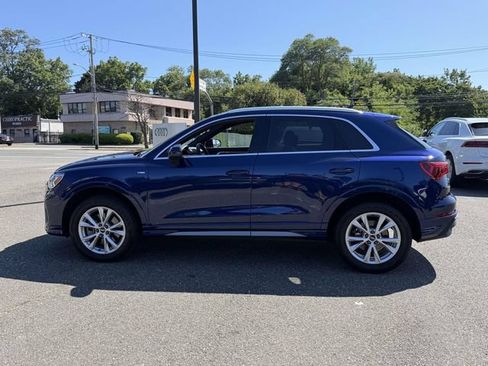 Used 2024 Audi Q3 2.0T Premium AWD/4WD image 3
