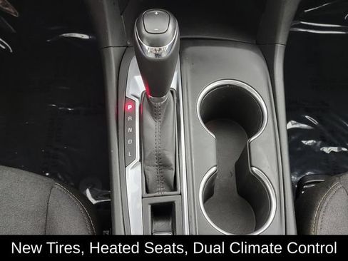 Used 2019 Chevrolet Equinox LT FWD image 23