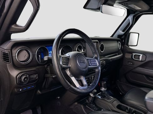 Used 2021 Jeep Wrangler Unlimited Rubicon 4xe w/ Steel Bumper Group image 18