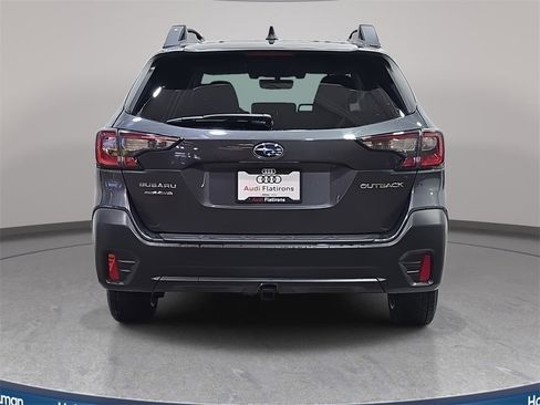 Used 2020 Subaru Outback Premium image 7