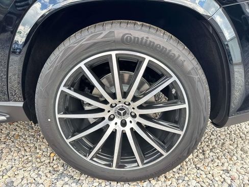 New 2026 Mercedes-Benz GLS 580 4MATIC image 3