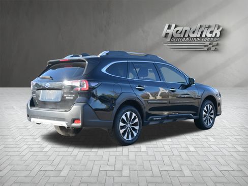 Used 2023 Subaru Outback Touring image 9