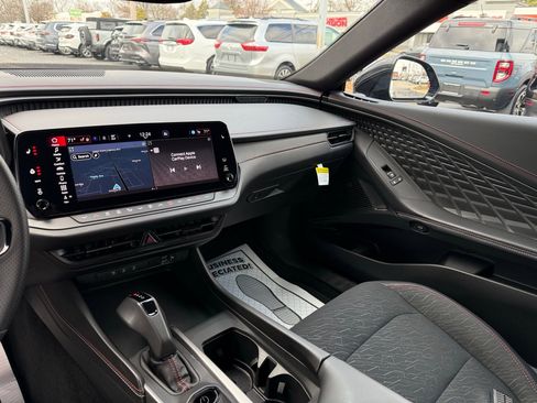 Used 2025 Dodge Charger R/T w/ Quick Order Package 25M R/T image 46