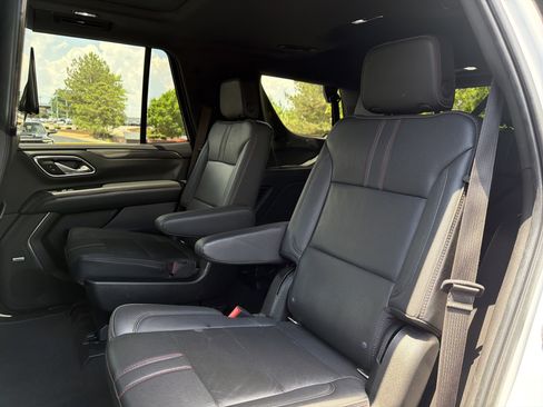 Used 2021 Chevrolet Tahoe RST w/ Luxury Package AWD/4WD image 9