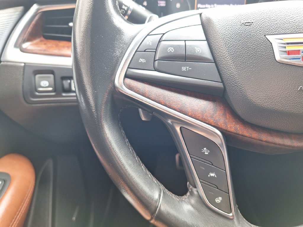 Used 2023 Cadillac XT5 Sportv w/ Technology Package AWD/4WD image 18