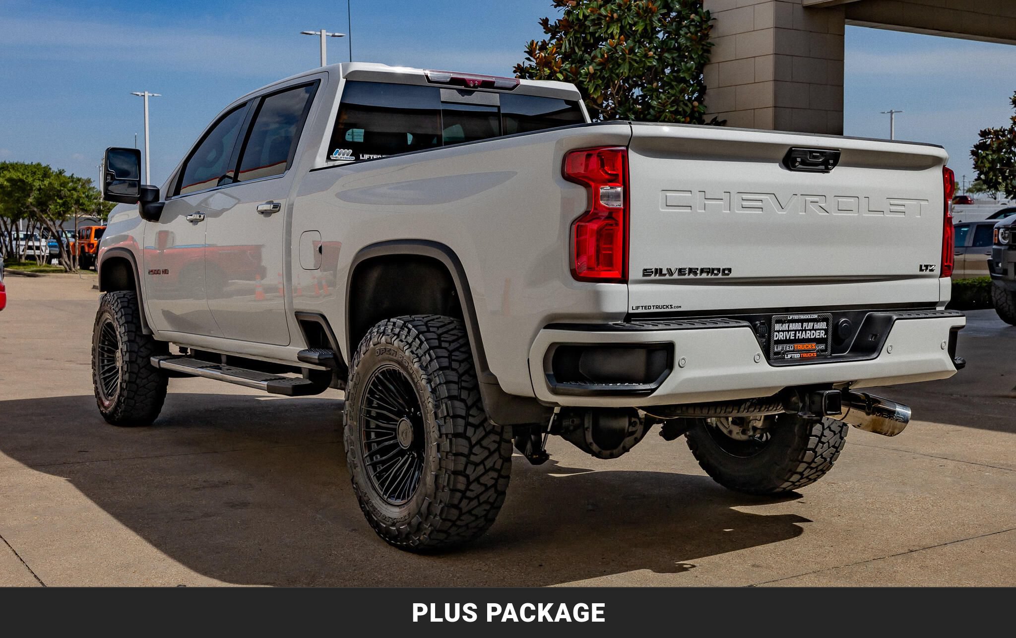 Used 2021 Chevrolet Silverado 2500 LTZ w/ Z71 Chrome Sport Edition AWD/4WD image 7