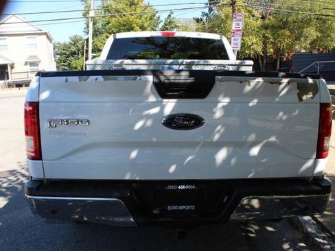 Used 2017 Ford F150 XLT w/ Trailer Tow Package image 7