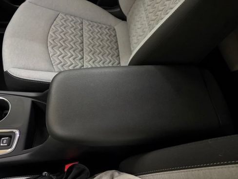 Used 2024 Chevrolet Equinox LT FWD image 61