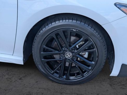 Used 2025 Toyota Camry SE FWD image 6