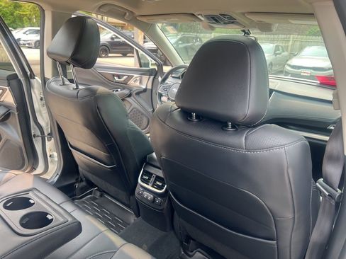 Used 2022 Subaru Outback Limited w/ Popular Package #2 image 18