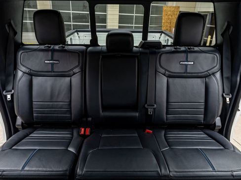 Used 2025 Ford F250 Platinum w/ Tremor Off-Road Package image 36