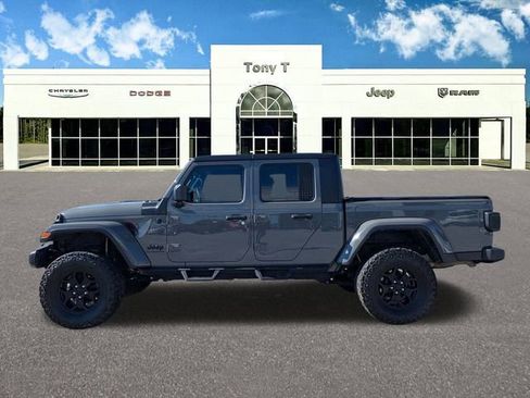Used 2021 Jeep Gladiator Sport image 5