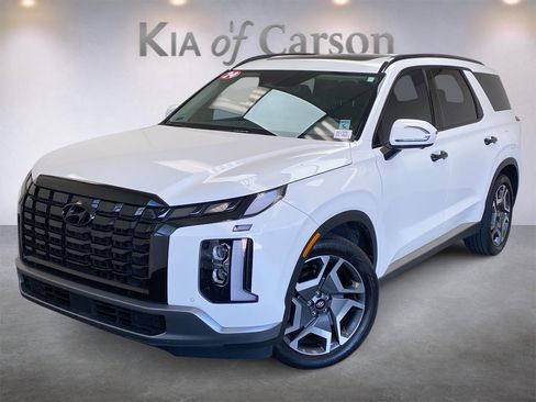 Used 2024 Hyundai Palisade Limited image 1