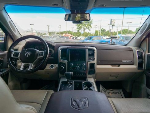 Used 2013 RAM 1500 Laramie w/ Convenience Group AWD/4WD image 15