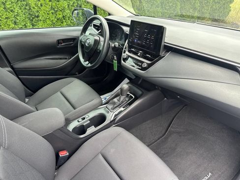 Certified 2025 Toyota Corolla LE FWD image 29