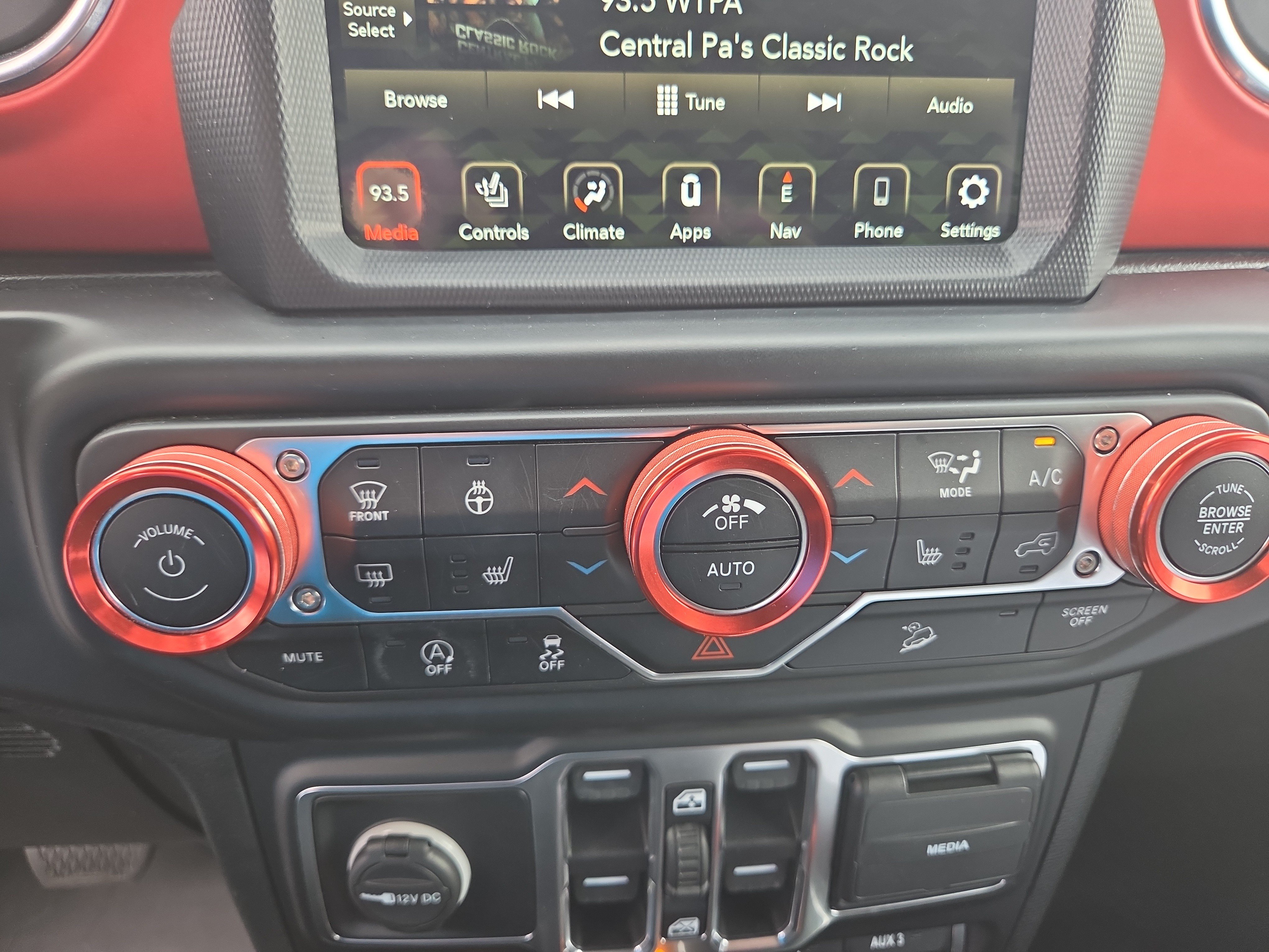 Used 2020 Jeep Wrangler Unlimited Rubicon AWD/4WD image 7