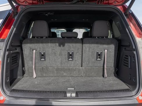 Used 2025 GMC Acadia Elevation image 15