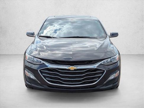 Used 2022 Chevrolet Malibu Premier image 2