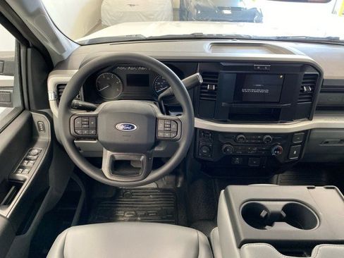 New 2026 Ford F250 XL w/ FX4 Off-Road Package image 15