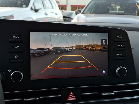 Used 2023 Hyundai Elantra SEL w/ Cargo Package FWD image 18