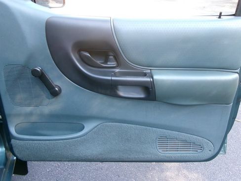 Used 1997 Ford Ranger XLT image 25