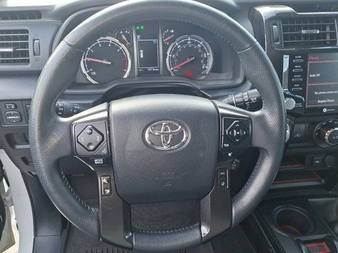 Used 2022 Toyota 4Runner TRD Off-Road Premium w/ Moonroof Package image 9