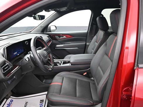 Used 2024 Chevrolet Traverse RS w/ LPO, Floor Liner Package AWD/4WD image 22