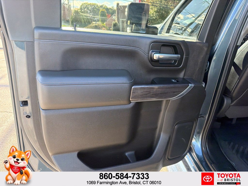 Used 2020 Chevrolet Silverado 3500 LTZ w/ LTZ Premium Package AWD/4WD image 28