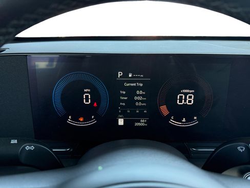 Used 2025 Hyundai Kona SEL image 15