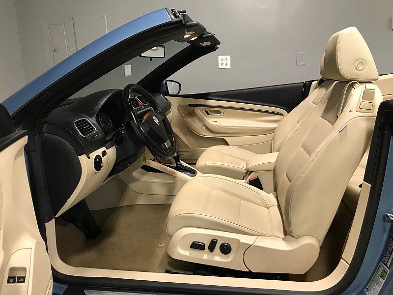 Used 2009 Volkswagen Eos Komfort FWD image 18