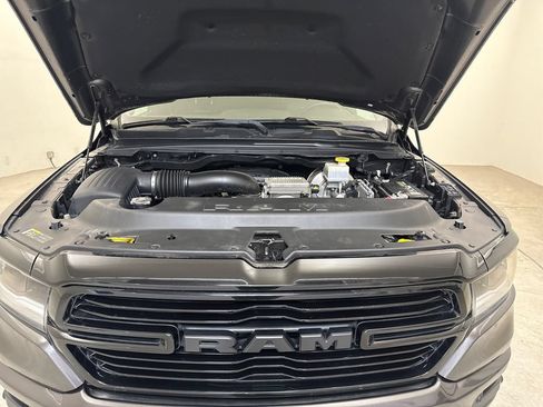 Used 2022 RAM 1500 Laramie AWD/4WD image 11