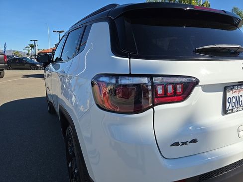 Used 2023 Jeep Compass Trailhawk w/ Trailhawk Convenience Group image 13