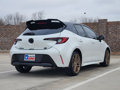 Used 2025 Toyota Corolla Hatchback image 6