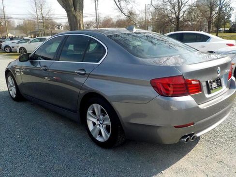 Used 2011 BMW 528i Sedan image 3