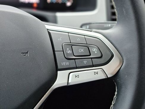 Used 2023 Volkswagen Atlas SE image 18