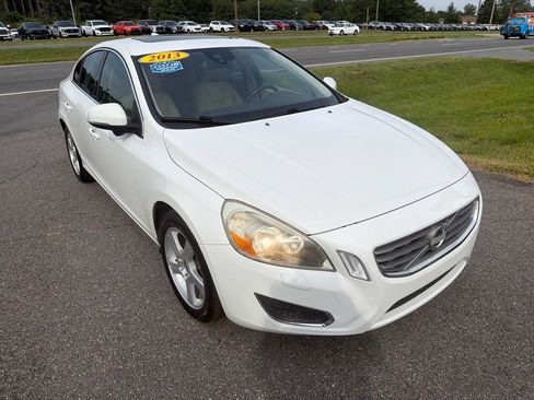 Used 2013 Volvo S60 T5 FWD image 5