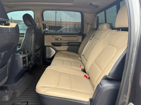 Used 2019 RAM 1500 Limited image 10