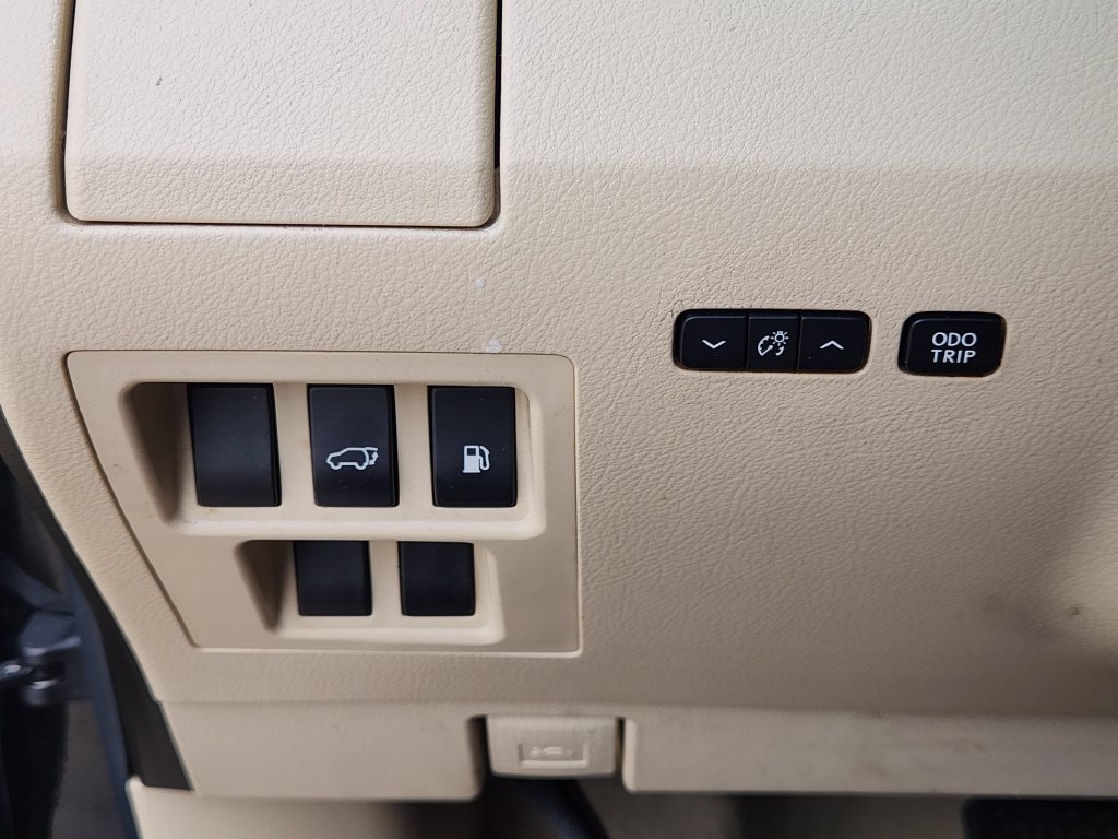 Used 2012 Lexus RX 350 FWD w/ Premium Pkg image 20