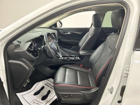 Used 2023 Buick Envision Essence w/ Sport Touring Package AWD/4WD image 9