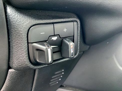 Used 2023 Dodge Durango GT image 32