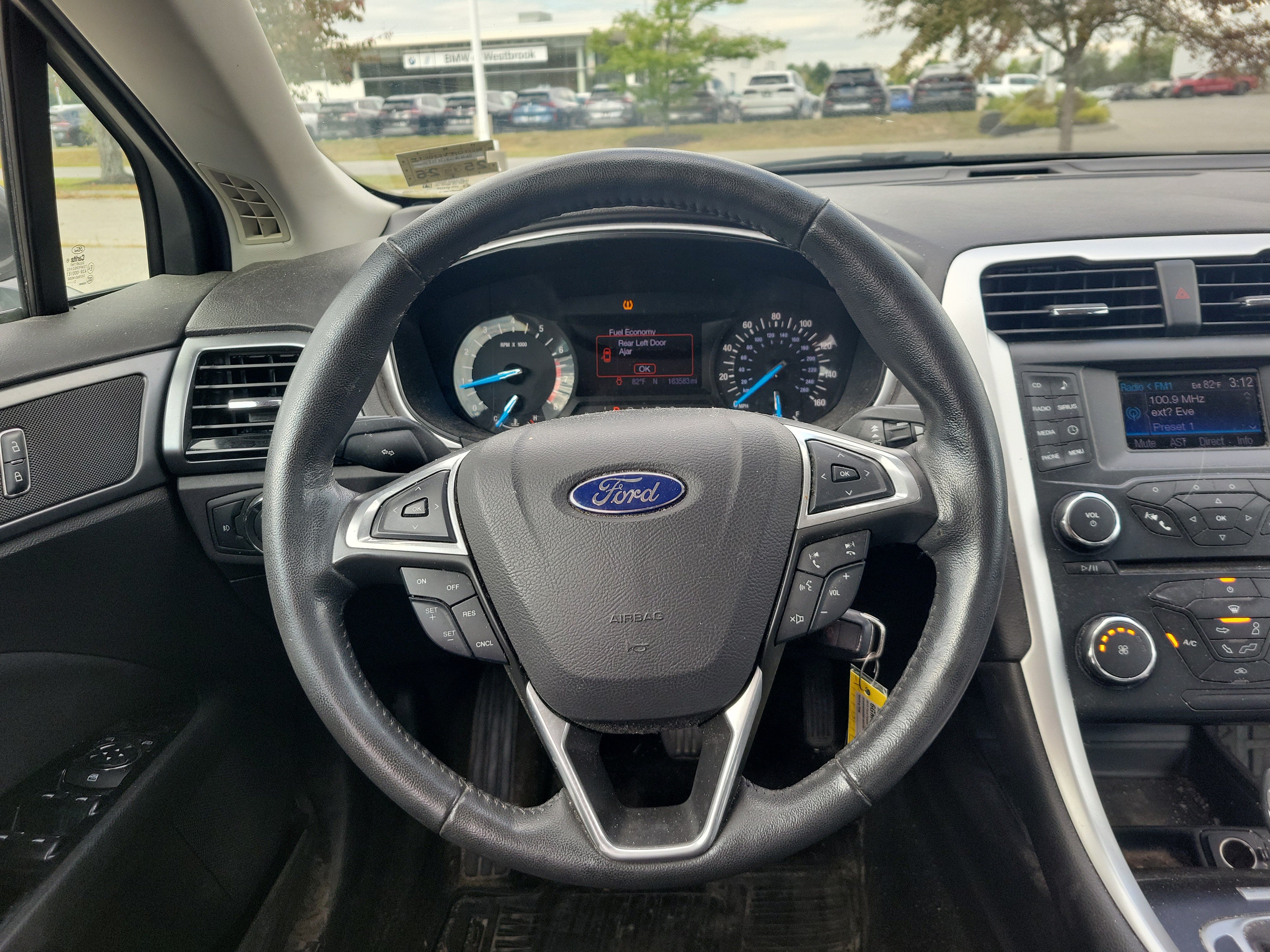 Used 2013 Ford Fusion SE FWD image 16