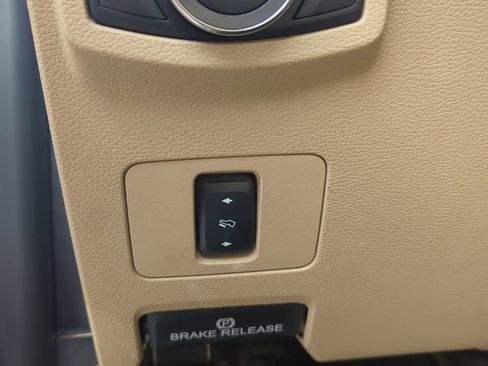 Used 2017 Ford F250 Lariat image 30