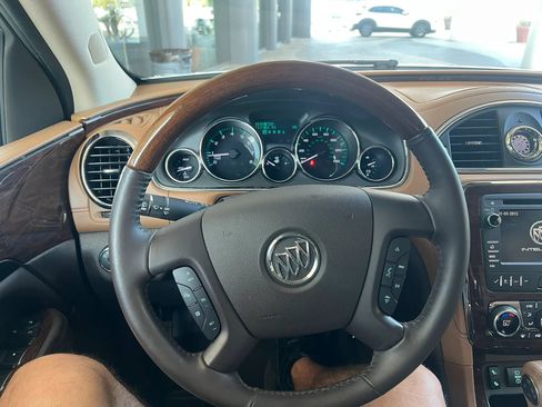 Used 2017 Buick Enclave Leather w/ Enclave Sport Touring Edition FWD image 7