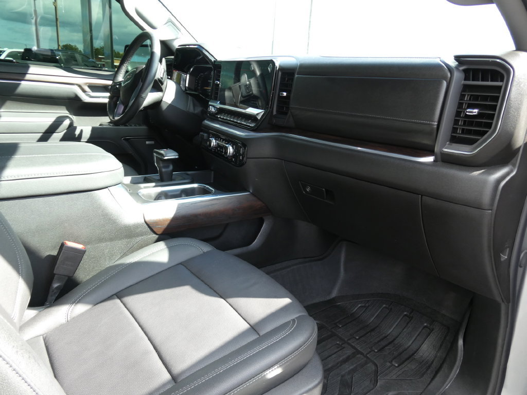 Certified 2026 GMC Sierra 1500 SLT w/ SLT Premium Plus Package AWD/4WD image 15