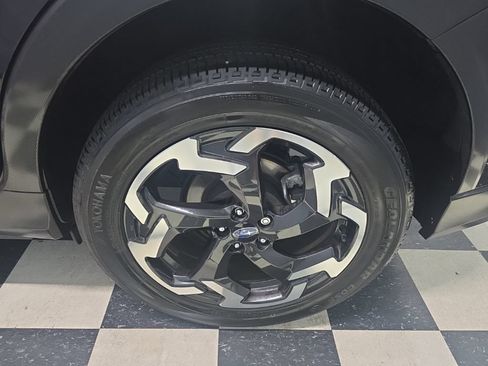 Certified 2023 Subaru Crosstrek 2.5i Limited AWD/4WD image 8