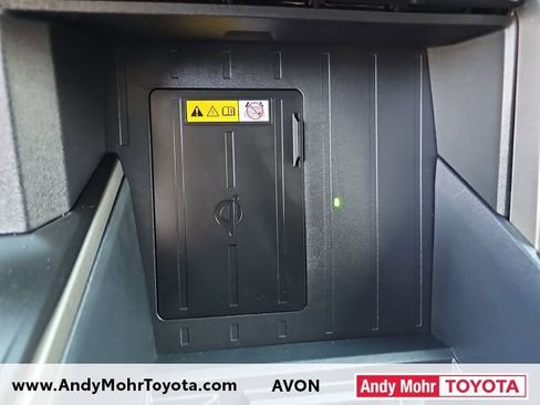 Used 2024 Toyota Tundra Limited image 25