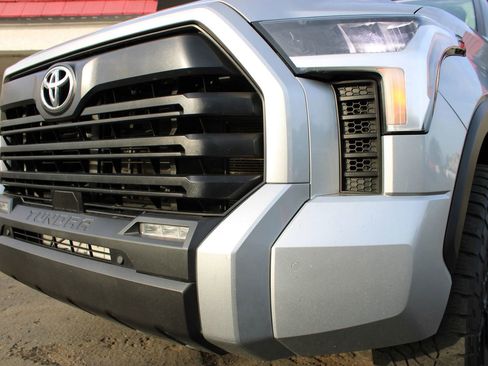 Used 2022 Toyota Tundra SR5 image 4