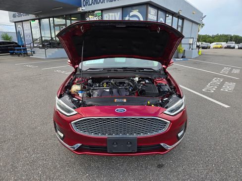 Used 2019 Ford Fusion Titanium image 17