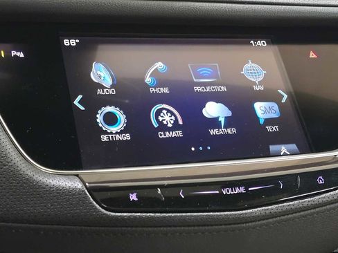 Used 2018 Cadillac XT5 Luxury w/ Driver Awareness Package image 31